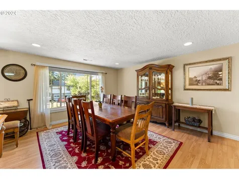 2013 SE 146th Avenue Vancouver WA 98683