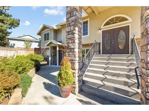 2013 SE 146th Avenue Vancouver WA 98683