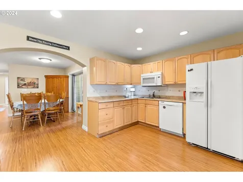 2013 SE 146th Avenue Vancouver WA 98683