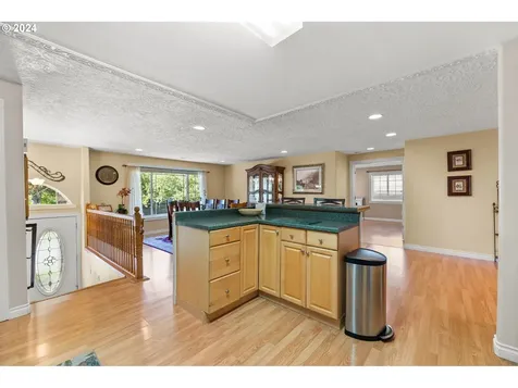 2013 SE 146th Avenue Vancouver WA 98683