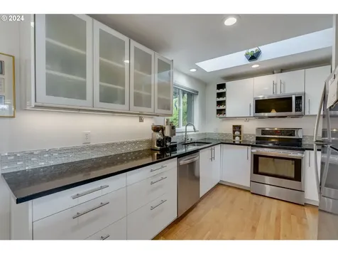 2705 Ne 132nd Avenue Portland OR 97230