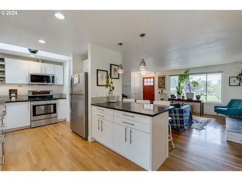 2705 Ne 132nd Avenue Portland OR 97230