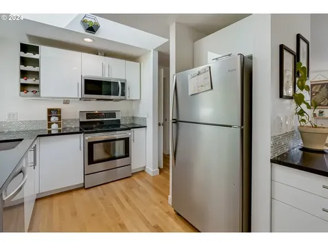 2705 Ne 132nd Avenue Portland OR 97230
