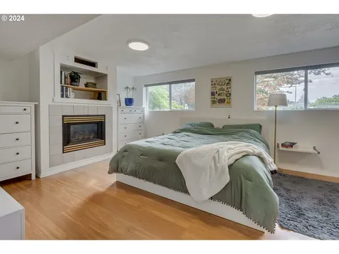 2705 Ne 132nd Avenue Portland OR 97230