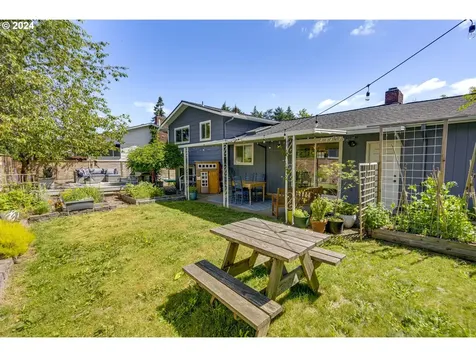 2705 Ne 132nd Avenue Portland OR 97230