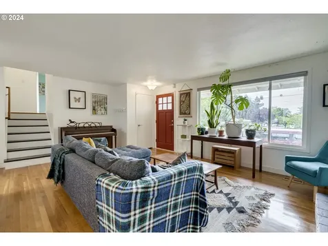 2705 Ne 132nd Avenue Portland OR 97230