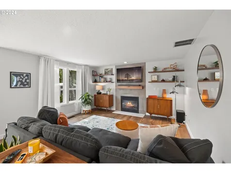 14806 Se Gilesford Street Clackamas OR 97015