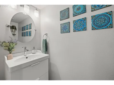 14806 Se Gilesford Street Clackamas OR 97015