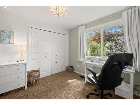 14806 Se Gilesford Street Clackamas OR 97015