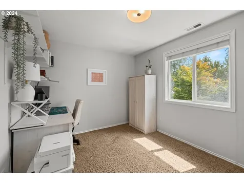 14806 Se Gilesford Street Clackamas OR 97015