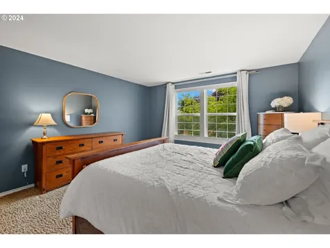 14806 Se Gilesford Street Clackamas OR 97015
