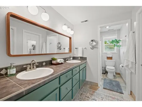 14806 Se Gilesford Street Clackamas OR 97015