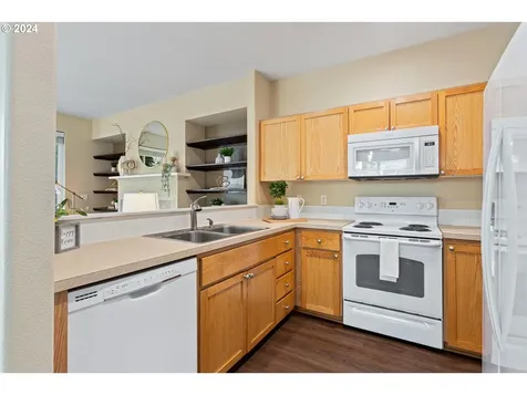 20850 SW Skiver Street Beaverton OR 97078