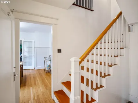 3414 Ne 17th Avenue Portland OR 97212
