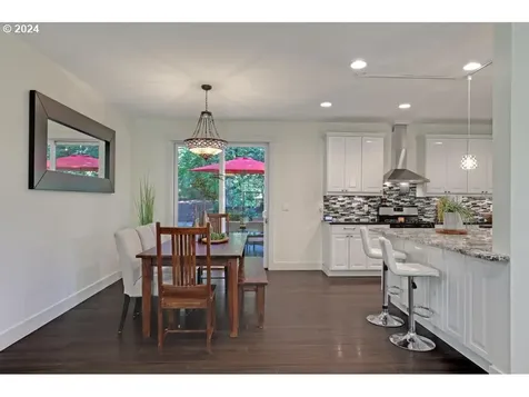 11522 SW 61st Avenue Portland OR 97219