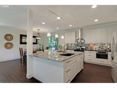 11522 SW 61st Avenue Portland OR 97219
