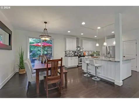 11522 SW 61st Avenue Portland OR 97219