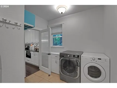 11522 SW 61st Avenue Portland OR 97219
