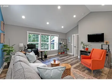 11522 SW 61st Avenue Portland OR 97219