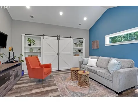 11522 SW 61st Avenue Portland OR 97219