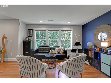11522 SW 61st Avenue Portland OR 97219