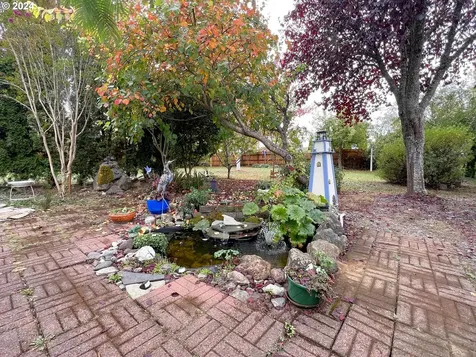 1819 Spruce Street Myrtle Point OR 97458