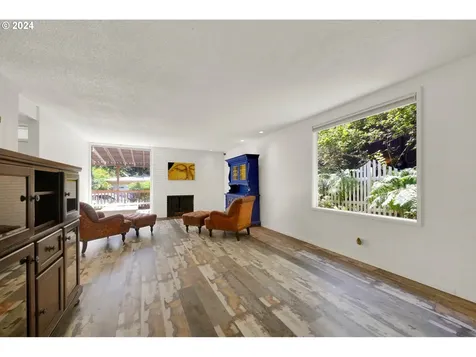 235 W 38th Avenue Eugene OR 97405