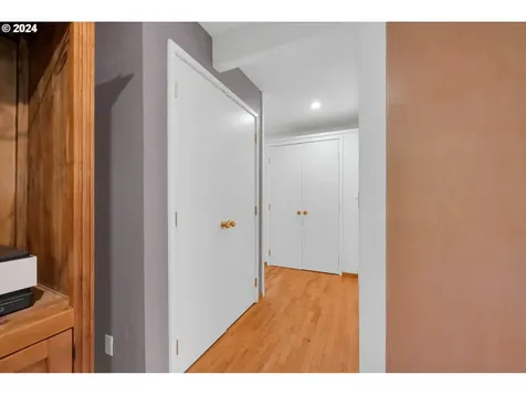 235 W 38th Avenue Eugene OR 97405