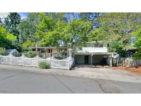 235 W 38th Avenue Eugene OR 97405