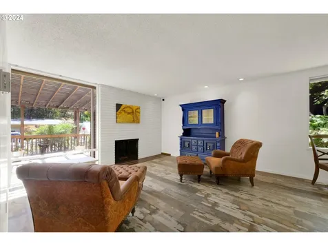 235 W 38th Avenue Eugene OR 97405