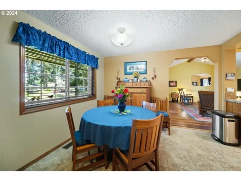 14517 NE 49th Circle Vancouver WA 98682