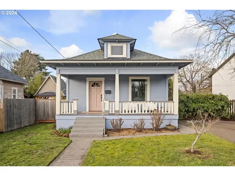 6903 Se Mitchell Street Portland OR 97206