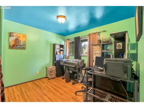2924 NE 88th Place Portland OR 97220
