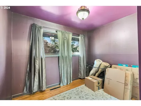 2924 NE 88th Place Portland OR 97220
