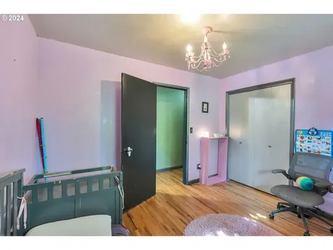 2924 NE 88th Place Portland OR 97220