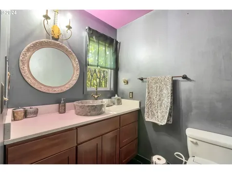 2924 NE 88th Place Portland OR 97220