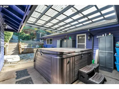2924 NE 88th Place Portland OR 97220