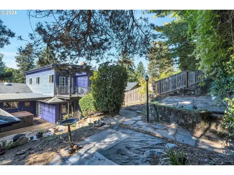 2924 NE 88th Place Portland OR 97220