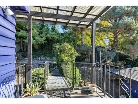 2924 NE 88th Place Portland OR 97220