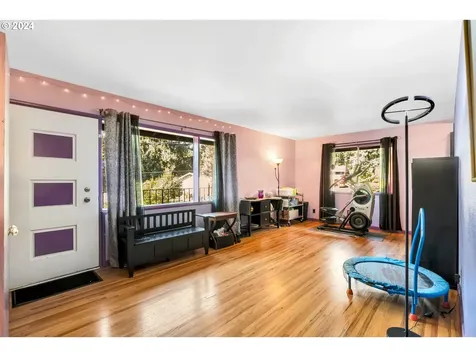 2924 NE 88th Place Portland OR 97220