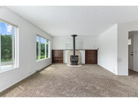 4554 Summit Drive Hood River OR 97031