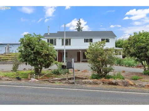 4554 Summit Drive Hood River OR 97031