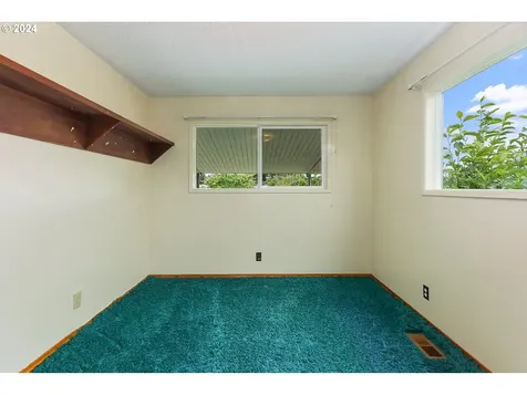 4554 Summit Drive Hood River OR 97031