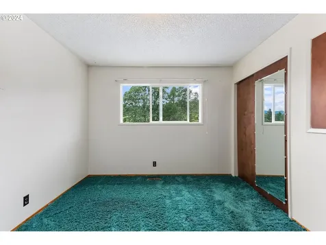 4554 Summit Drive Hood River OR 97031