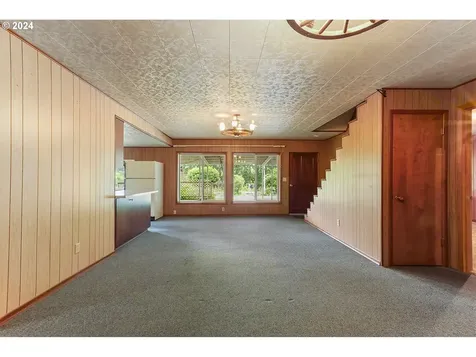4554 Summit Drive Hood River OR 97031