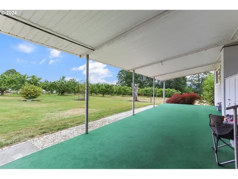 4554 Summit Drive Hood River OR 97031