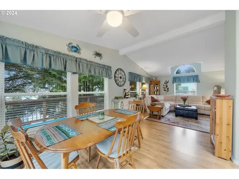 635 S Falcon Street Rockaway Beach OR 97136