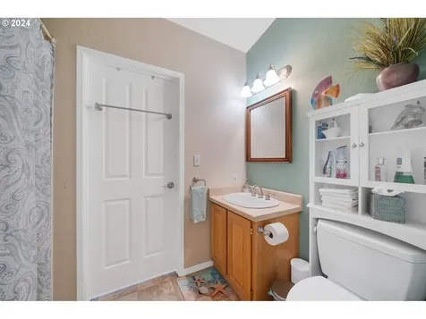 635 S Falcon Street Rockaway Beach OR 97136