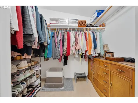 635 S Falcon Street Rockaway Beach OR 97136
