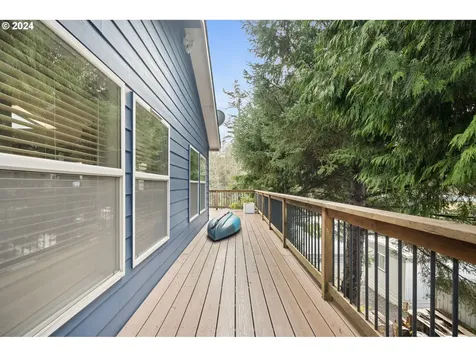 635 S Falcon Street Rockaway Beach OR 97136